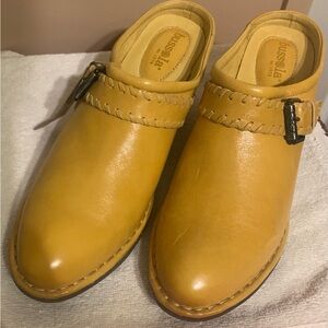 New Bussola Mules/Clog Amber Leather Shoes
